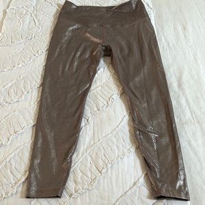 EUC Beyond Yoga Leggings L